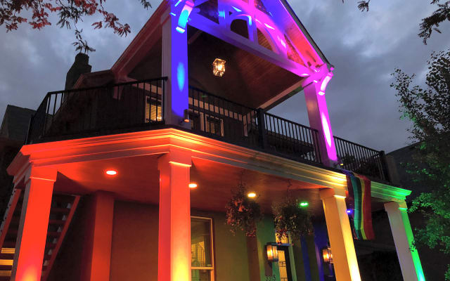 Private Entry Suite in Cole/RiNo Near Downtown