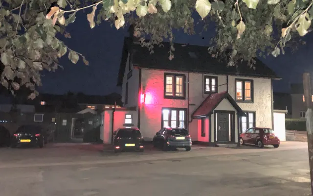 Arriba Village Pub en nuestra casa.