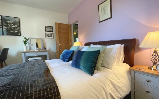 North Devon semi rural B&B, Deluxe King Size Room, privacy assured