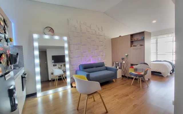 NEW AND MODERN, CENTRAL APARTMENT