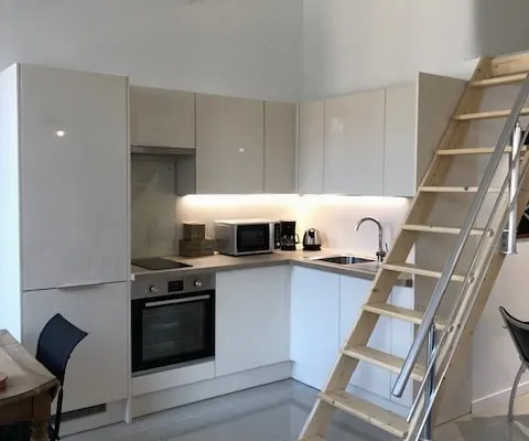bom apartamento perto do centro da cidade