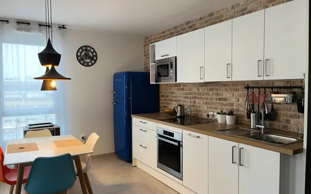 Private room in new residence