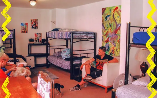 Shared dorm to make new friends (Dharma room)