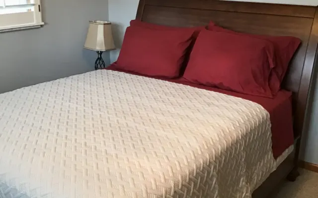 Farm House (Pink Pony Bedroom)