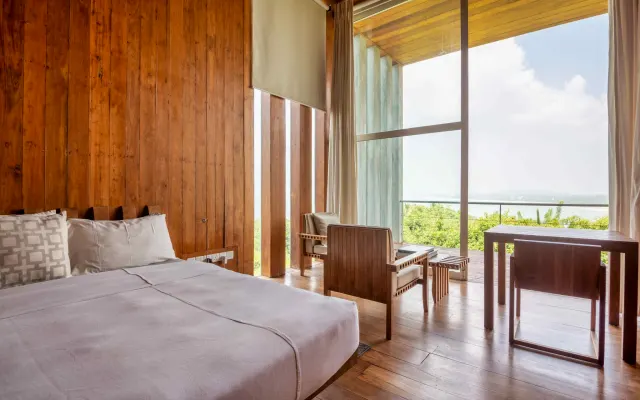 Private Luxusvilla mit Infinity-Pool und Meerblick