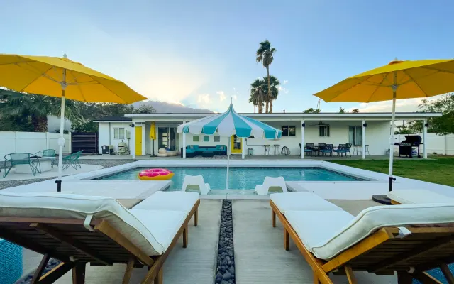 The Yellow Palm - Maison de Palm Springs accueillant les animaux...