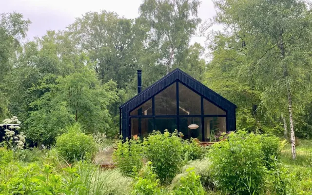 Hütte im Wald