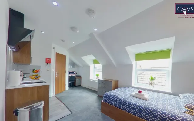 Victoria House - Queen Studio 302