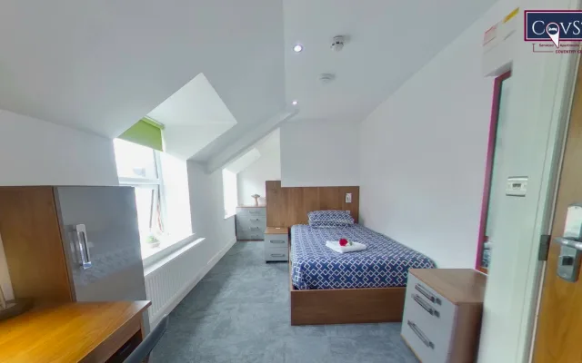 Victoria House - Queen Studio 306