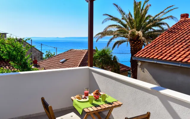 Neues Studio Olive für 2 - Meerblick, großer Balkon
