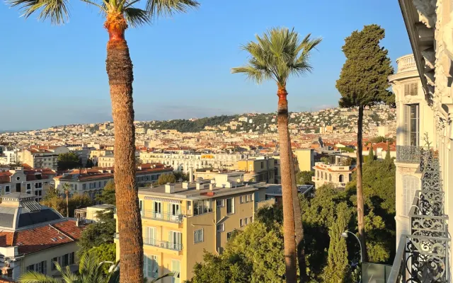 Vista panorámica de Niza y de la bahía de Anges A/C