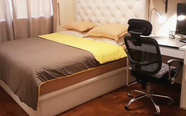 B&B HOMESTAY - Habitación Deluxe con Cama King Size SEALY + Desayuno