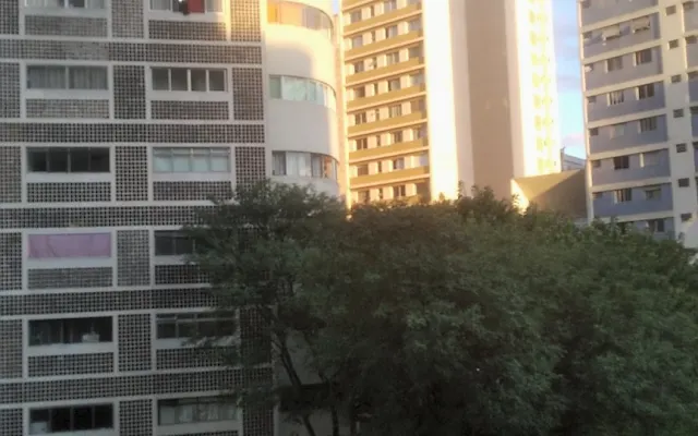 Chambre avec balcon près de la station República