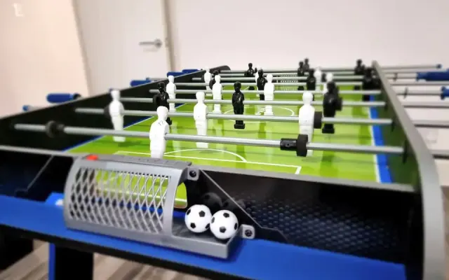 Nicely Decorated 4BR, w/ Foosball Table and more!