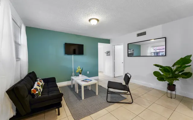 Charmante 3-Zimmer-Wohnung in der Nähe der Innenstadt von Miami mit...