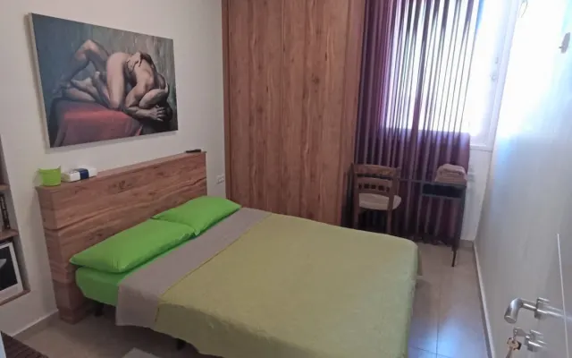 Guest Room TLV