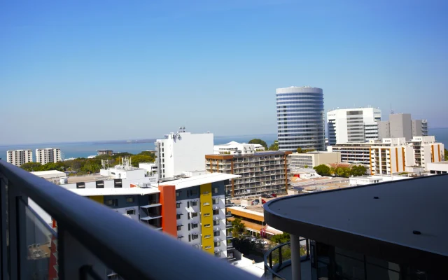 Darwin City Apartment with Harbor View & Pool