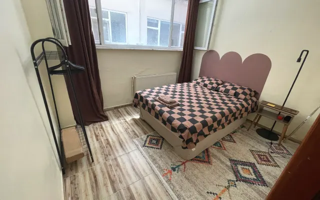 Acogedora habitación privada en el corazón de Estambul