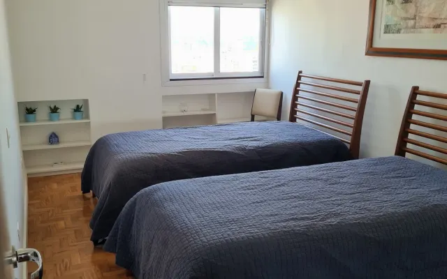 Extremely comfortable bedroom in incredibly well located apartment