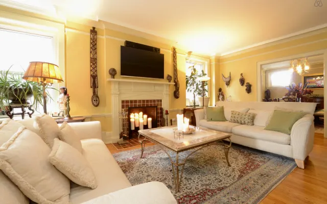 Quarto privado de luxo no rio Detroit!