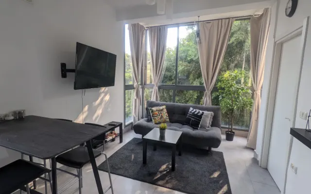 ** Localização privilegiada 2R apt. No coração de TLV**