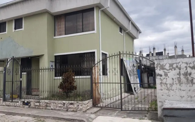 casa famiglia, Angelo