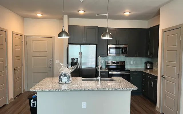 Nicely furnished 2 bedroom apartment