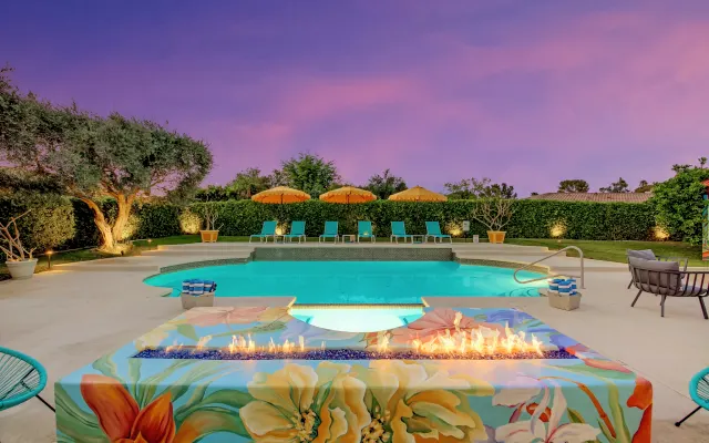 ALOHA PALM SPRINGS Für eine Prinzessin wie für eine Königin gemacht!