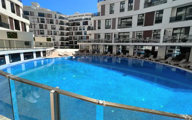 Spa, Gym, Pool, Netflix Included/Central/Spacious2