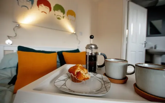 Chichele House - FREE parking, pets, FREE wi-fi, Corporate Welcome
