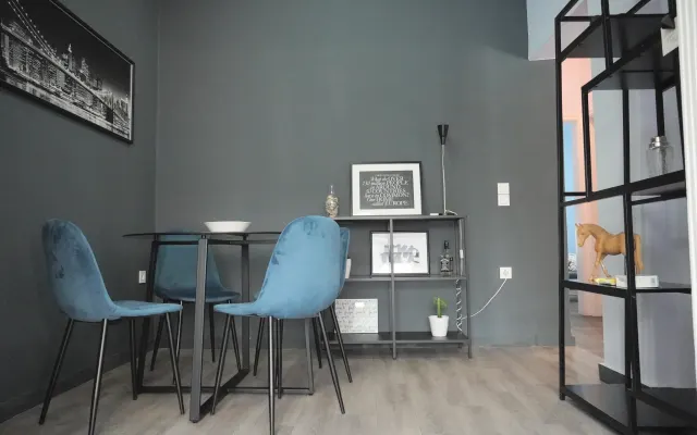 Bungalow au design industriel - 2 min du centre, WiFi