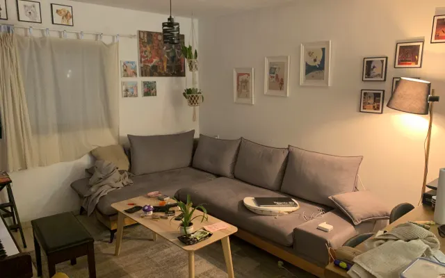 Une belle chambre dans un superbe appartement