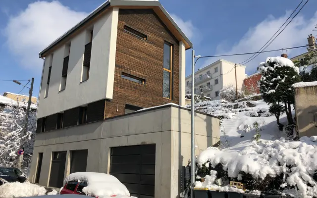 Self-contained apartment with garden terrace in the heart of our home