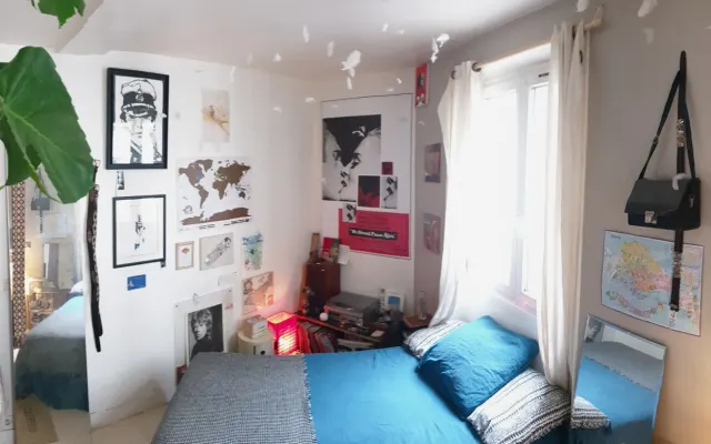 Atypical room Paris intramural