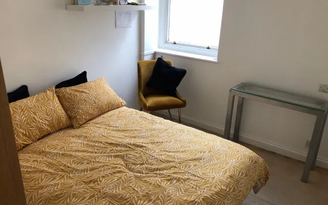 Double room opposite preston park
