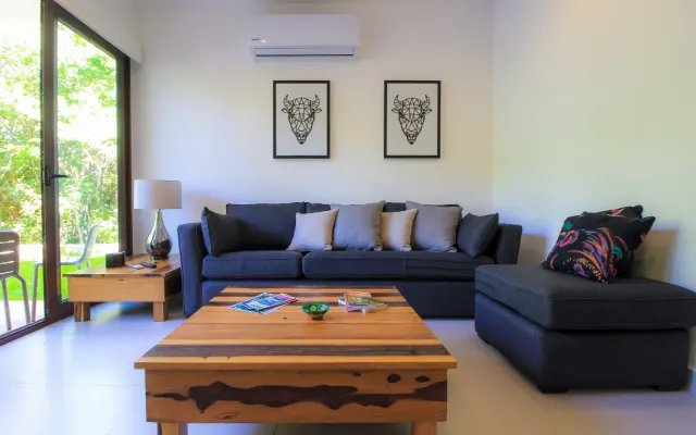 Encantador bien equipado 2BR/2Ba condominio de vacaciones en un...
