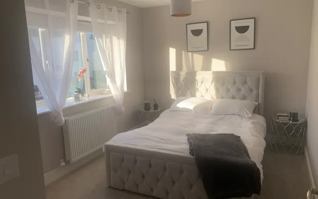 Stilvolle und moderne Wohnung mit eigenem Bad
