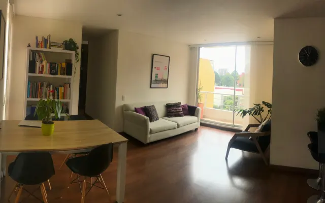 Gemütliches und ruhiges Zimmer - Zentrale Lage