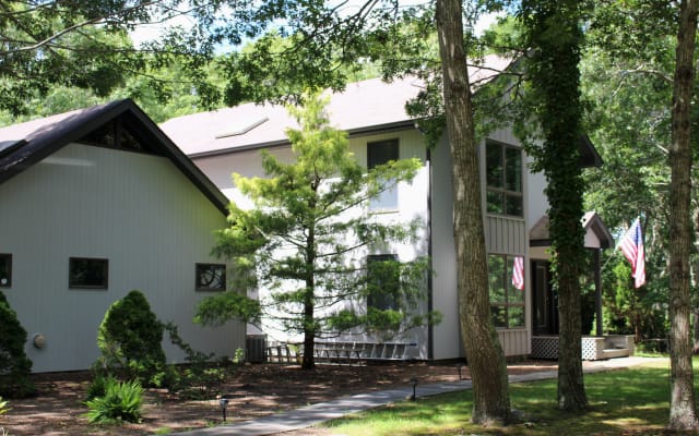 Sala Acorn en Ober Oaks