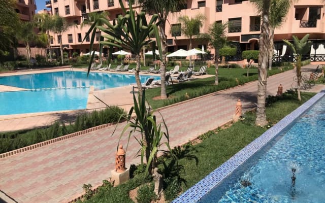 Appartamento di lusso in un complesso residenziale con 5 piscine e...