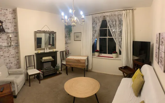 Stunning spacious one bed apartment in Fitzrovia
