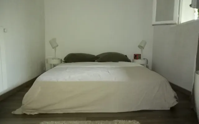 APPARTEMENT AVEC JARDIN DANS LA MAISON