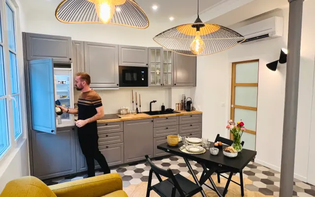 Acogedor estudio en el barrio indio cerca de Montmartre