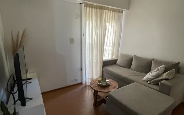 Amplio apartamento de dos habitaciones en Palermo
