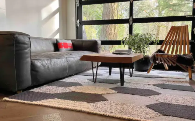 Maison d'hôtes moderne dans le village de Multnomah au sud-ouest de...