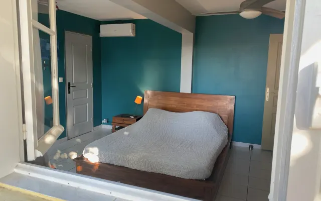 Domenjod 2 : Quarto separado