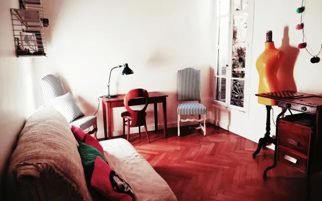 Charmant 2p avec cour privée à Nice