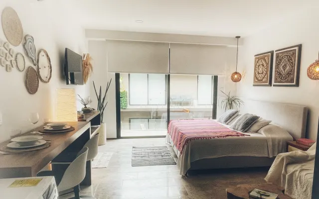 Studio confortable, très bien situé !