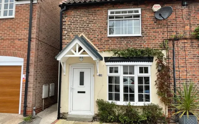 Cozy Cottage - Central Bawtry - 2 Chambres - Meubles haut de gamme