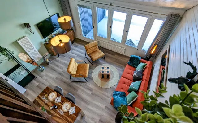 Romantic Loft | Netflix | Pool | mountain view
